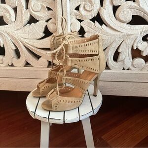 Mark & Maddux taupe heels